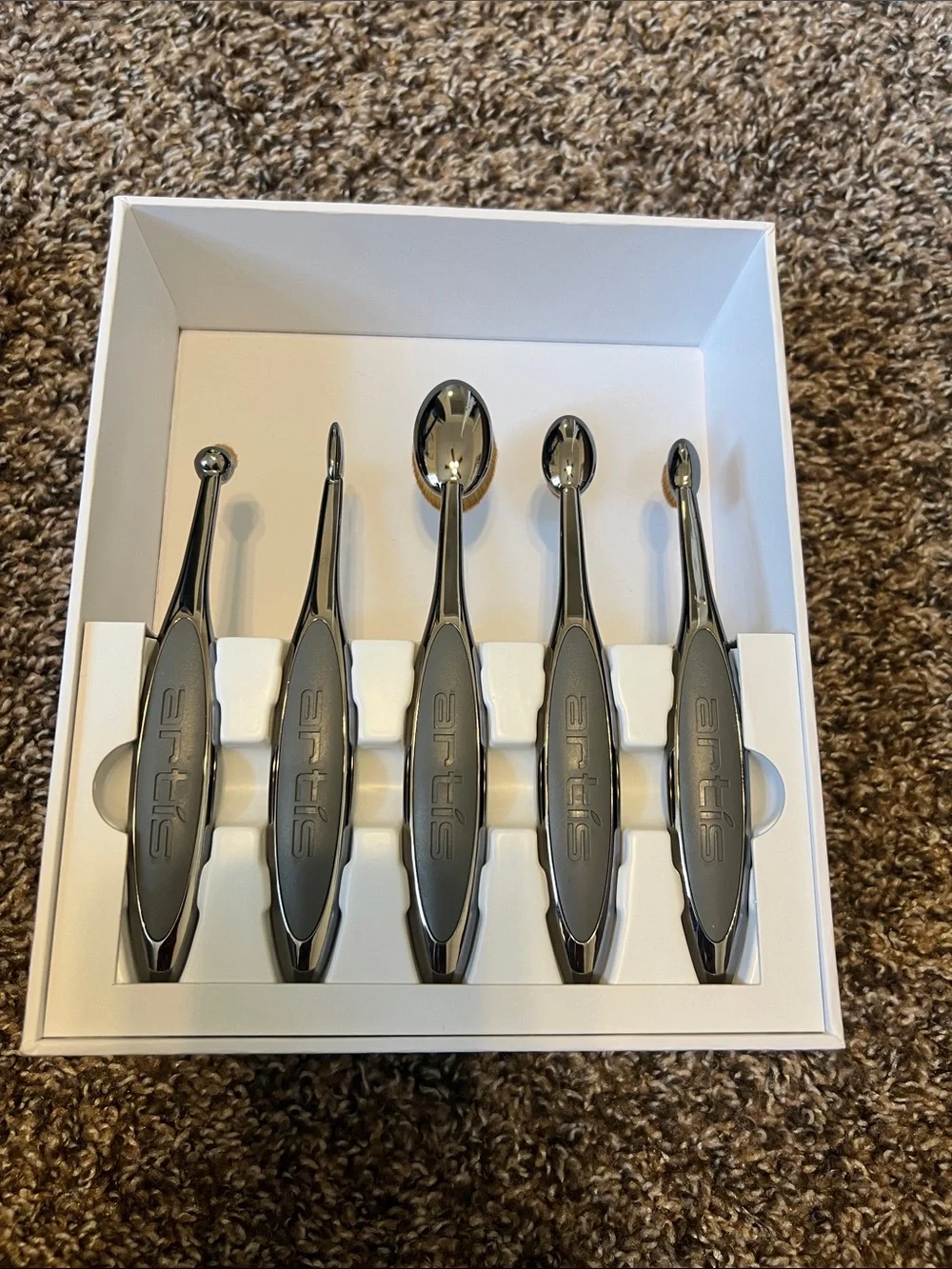 Elite Collection Smoke Finish Five Makeup Brush Set - Gray/Smoke